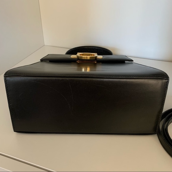 Salvatore Ferragamo Gancini 2 way handbag - Picture 9 of 9